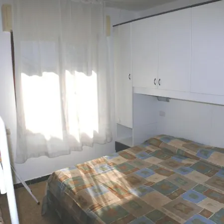 Functional For Five Guests In Διαμέρισμα Μπιμπιόνε