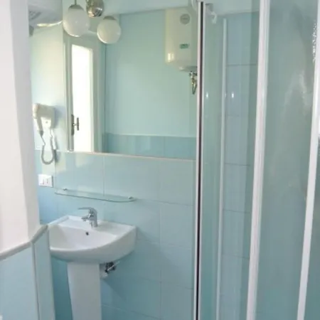 Functional For Five Guests In * Μπιμπιόνε
